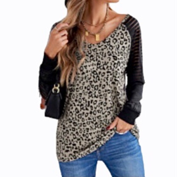 - Leopard Print, Sheer Black Arms, Long Sleeve Top. New - Picture 1 of 10